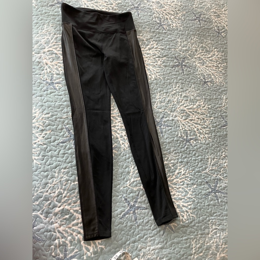 Athleta woman size small leggings